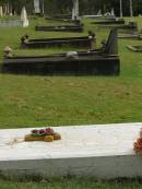 Appletree Creek cemetery, Isis Shire