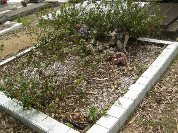 Appletree Creek cemetery, Isis Shire  | 