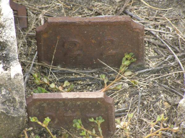Appletree Creek cemetery, Isis Shire  | 