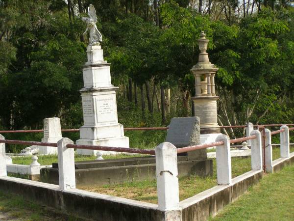 Appletree Creek cemetery, Isis Shire  | 