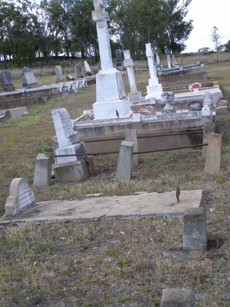Bergen Djuan cemetery, Crows Nest Shire  | 