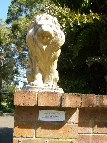 Sarah Jane HENEBURY,  | died 28-10-92 aged 10 years 12 days,  | donated by Arthur & Lin HAYES;  | Bribie Island Memorial Gardens, Caboolture Shire  | 