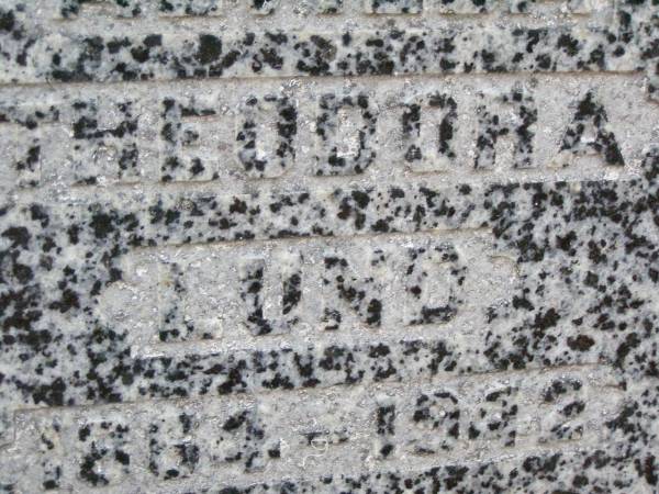 Soren Jensen LUND, 1866? - 1917,  | Alvilda Theodora LUND, 1884 - 1942;  | Caffey Cemetery, Gatton Shire  | 