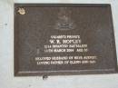 W.R. HOPLEY,
11 Mar 2004 aged 83,
husband of Neva Audrey,
father of Glenn & Ian;
Canungra Cemetery, Beaudesert Shire