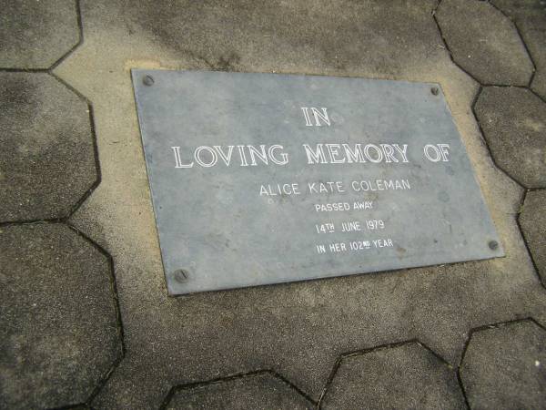 Thomas John COLEMAN  | d: 16 Jan 1945 aged 81  |   | Robert John COLEMAN  | d: 2 Apr 1952, aged 52  |   | Alice Kate COLEMAN  | d: 14 Jun 1979 aged 102  |   | Cressbrook Homestead, Somerset Region  |   | 