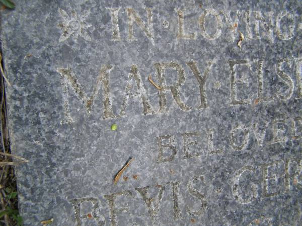 Mary Elizabeth McCONNEL  | b: 24 Mar 1855  | d: 17 Nov 1941  | eldest daughter of William and Martha KENT  |   | James Henry McCONNEL  | b: 18 Apr 1850  | d: 7 Jun 1914  | eldest son of David CANNON and Mary Macleod McCONNEL  |   | Ursula Hope McCONNEL  | b: 27 Oct 1888  | d:  6 Nov 1957  |   | Katharine Macleod McCONNEL  | b: 11 May 1886  | d: 20 Aug 1946  |   | Mary Elspeth WHITE  | b: 11 Oct 82  | d: 25 Mar 56  | wife of Bevis Gerald WHITE  |   | Cressbrook Homestead, Somerset Region  |   | 