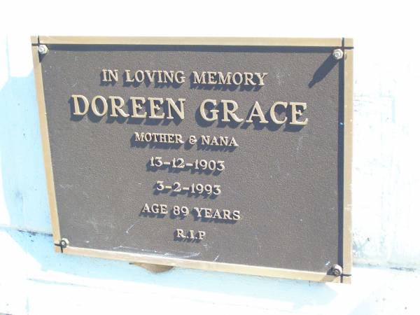 Doreen GRACE, mother nana,  | 13-12-1903 - 3-2-1993 aged 89 years;  | Fernvale General Cemetery, Esk Shire  | 