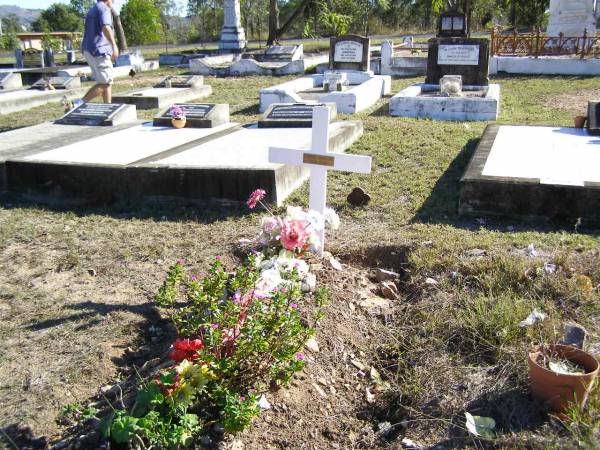Lawrie WIELAND,  | 1922 - 2004;  | Fernvale General Cemetery, Esk Shire  | 