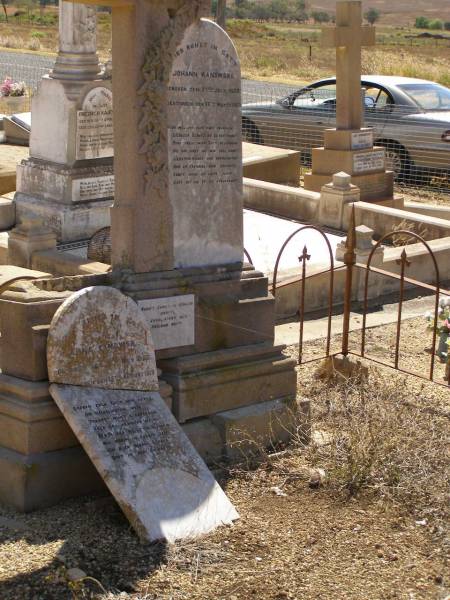 Johann KANOWSKI,  | born 31 July 1826,  | died 30 March 1909;  | Anna KANOWSKI,  | born 13? May 1826,  | died 15 Aug 1910;  | Glencoe Bethlehem Lutheran cemetery, Rosalie Shire  | 