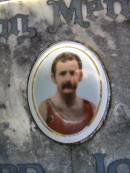 Bernard John LEO, son brother,
died 25 Dec 1983 aged 31 years;
Gleneagle Catholic cemetery, Beaudesert Shire