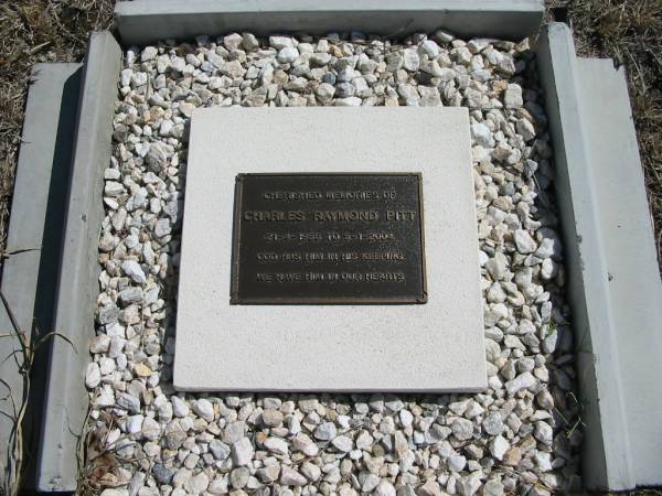Charles Raymond PITT  | b: 21 Apr 1956, d: 9 Jan 2004  |   | God's Acre cemetery, Archerfield, Brisbane  | 