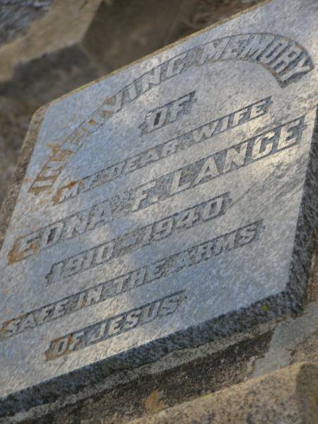 Edna F. LANGE,  | wife,  | 1910 - 1940;  | Greenwood St Pauls Lutheran cemetery, Rosalie Shire  | 