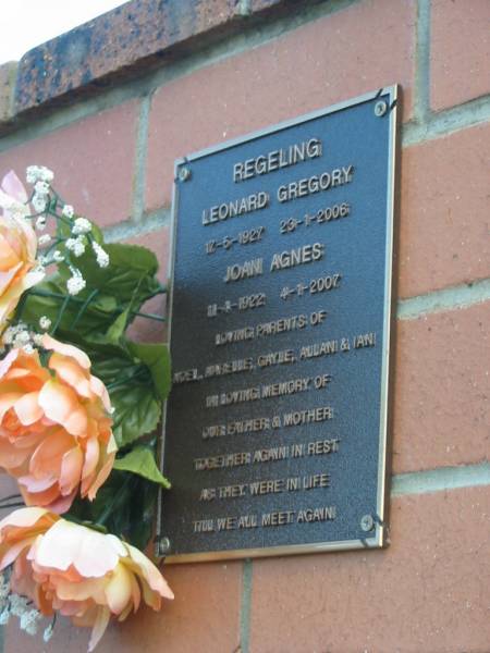 Leonard Gregory REGELING  | b: 17 May 1927, d: 23 Jan 2006  | Joan Agnes REGELING  | b: 11 Apr 1922, d: 4 Jan 2007  | parents of Noel, Narelle, Gayle, Allan and Ian  |   | Harrisville Cemetery - Scenic Rim Regional Council  | 