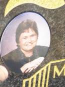 Maria Eileen WILLMINGTON, nee EVANS,
died 6-7-2002 aged 50 years,
wife of Jim,
mother of Deidre;
Helidon Catholic cemetery, Gatton Shire