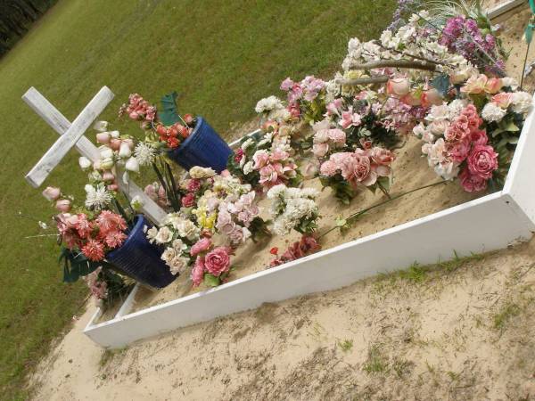 Howard cemetery, City of Hervey Bay  | 