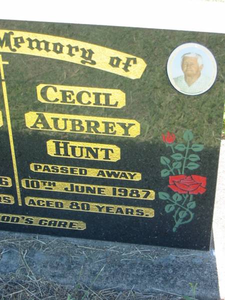 Daisy Margaret HUNT,  | died 27 July 1996 aged 87 years;  | Cecil Aubrey HUNT,  | died 10 June 1987 aged 80 years;  | Kalbar General Cemetery, Boonah Shire  | 