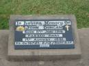 John DUNCAN,
born 11 June 1916,
died 1 Aug 1981;
Killarney cemetery, Warwick Shire