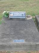 Donald Deane HOFFMAN,
son,
born 13 Dec 1945,
died 5 Feb 1993;
Killarney cemetery, Warwick Shire