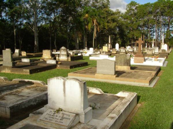 Lawnton cemetery, Pine Rivers Shire  | 