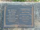 May Patricia DUTTON, nee DANCE,
born Marburg 26-3-1927, died 1-3-2002,
wife mother mamma;
Henry Fyge DUTTON,
born Cheshire 23-12-1914 died 6-11-1999,
husband father pappa;
Marburg Anglican Cemetery, Ipswich