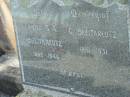 Anna S.A. BREITKREUTZ,
1865-1946;
G. BREITKREUTZ,
1861-1931;
Marburg Lutheran Cemetery, Ipswich