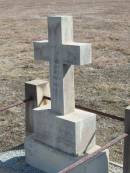 Annie KAHLER,
wife of Fred KAHLER,
died aged 18 years;
Meringandan cemetery, Rosalie Shire