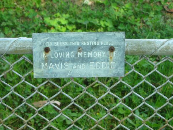 Mavis;  | Eddie;  | Anne;  | Moore-Linville general cemetery, Esk Shire  | 
