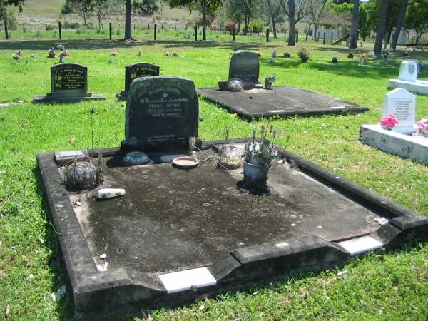 Frank HORNE,  | husband father,  | died 10 Jan 1959 aged 82 years;  | Ethel HORNE,  | mum,  | died 8 Aug 1983 aged 96 years 11 months;  | Reginald Enoch HORNE,  | died 12-10-1972 aged 56 years;  | Moore-Linville general cemetery, Esk Shire  | 
