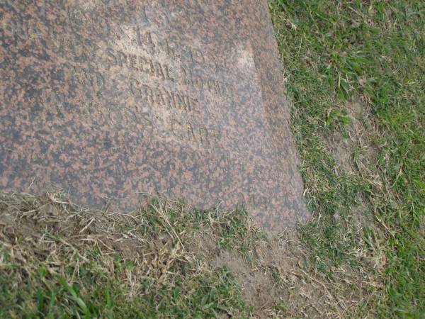 Jean Constance POTTS,  | mother, grannie,  | 12-7-1914 - 14-12-1984;  | Mudgeeraba cemetery, City of Gold Coast  | 