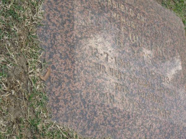 Jean Constance POTTS,  | mother, grannie,  | 12-7-1914 - 14-12-1984;  | Mudgeeraba cemetery, City of Gold Coast  | 