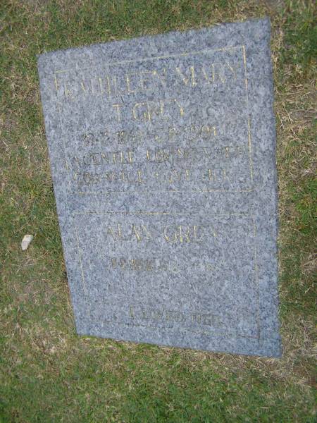 Kathleen Mary T. GREY,  | wife,  | 13-12-1918 - 5-9-1991;  | Alan GREY,  | 8-8-1910 - 18-5-1996;  | Mudgeeraba cemetery, City of Gold Coast  | 