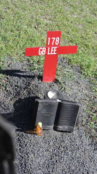 G.B. LEE  |   | Mulgildie Cemetery, North Burnett Region  |   | 