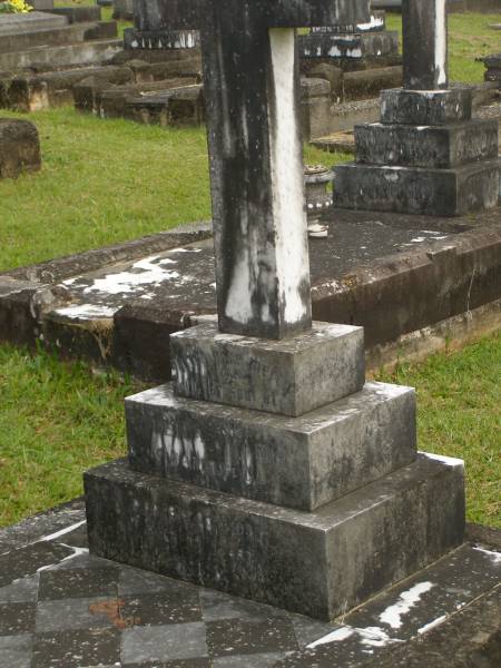 Leila Mary CAMPBELL,  | died 6 Oct 1933 aged 44 years;  | Murwillumbah Catholic Cemetery, New South Wales  | 