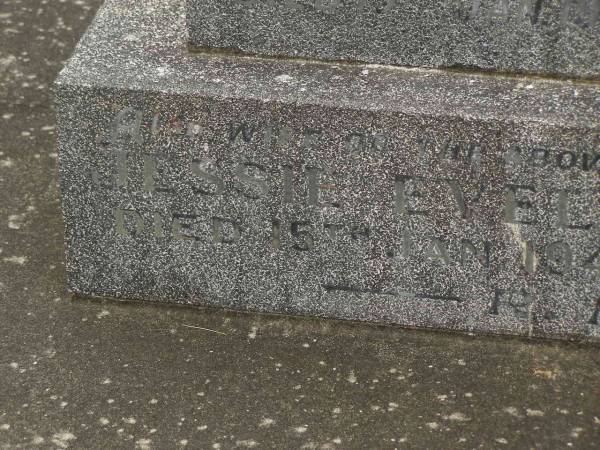 Thomas REYNOLDS,  | father,  | died 19 Jan 1944 aged 73 years;  | Jessie Evelyn REYNOLDS,  | wife mother,  | died 15 Jan 1948 aged 66 years;  | Murwillumbah Catholic Cemetery, New South Wales  | 