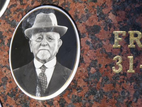 trustee;  | Fredrick MULLER;  | Serpentine Creek Cemetery, Redlands Shire  | 