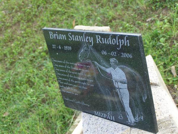 Brian Stanley RUDOLPH,  | 27-6-1939 - 06-02-2006;  | Tiaro cemetery, Fraser Coast Region  | 