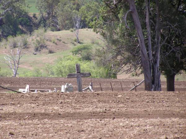 Upper Freestone Cemetery, Warwick Shire  | 