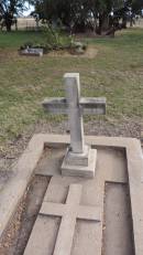 Elizabeth Rhodes LOMAX
b: 23 Mar 1820
d: 25 Feb 1923
Yandilla All Saints Anglican Church with Cemetery
